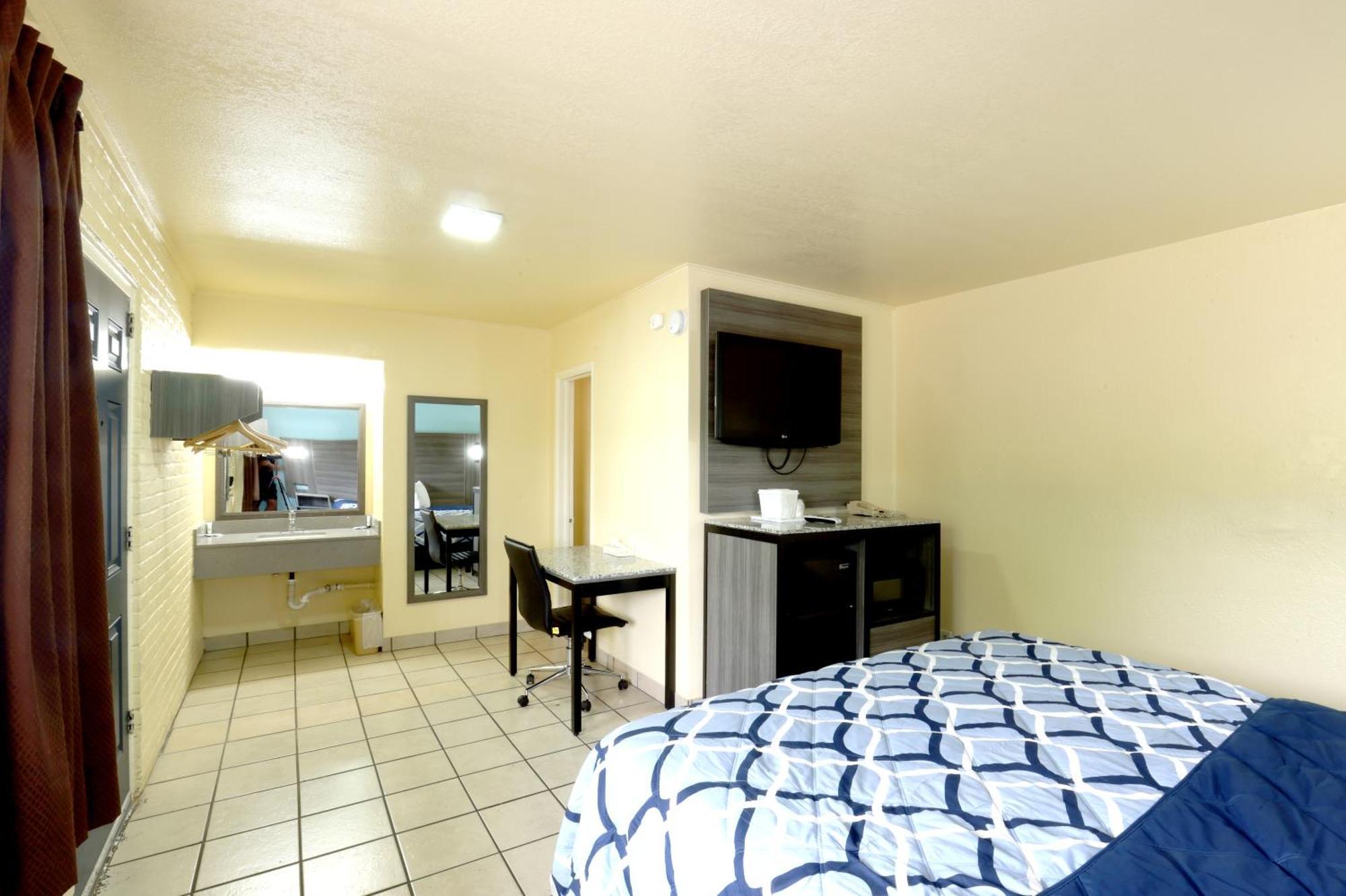 Americas Best Value Inn San Antonio Airport South Bagian luar foto